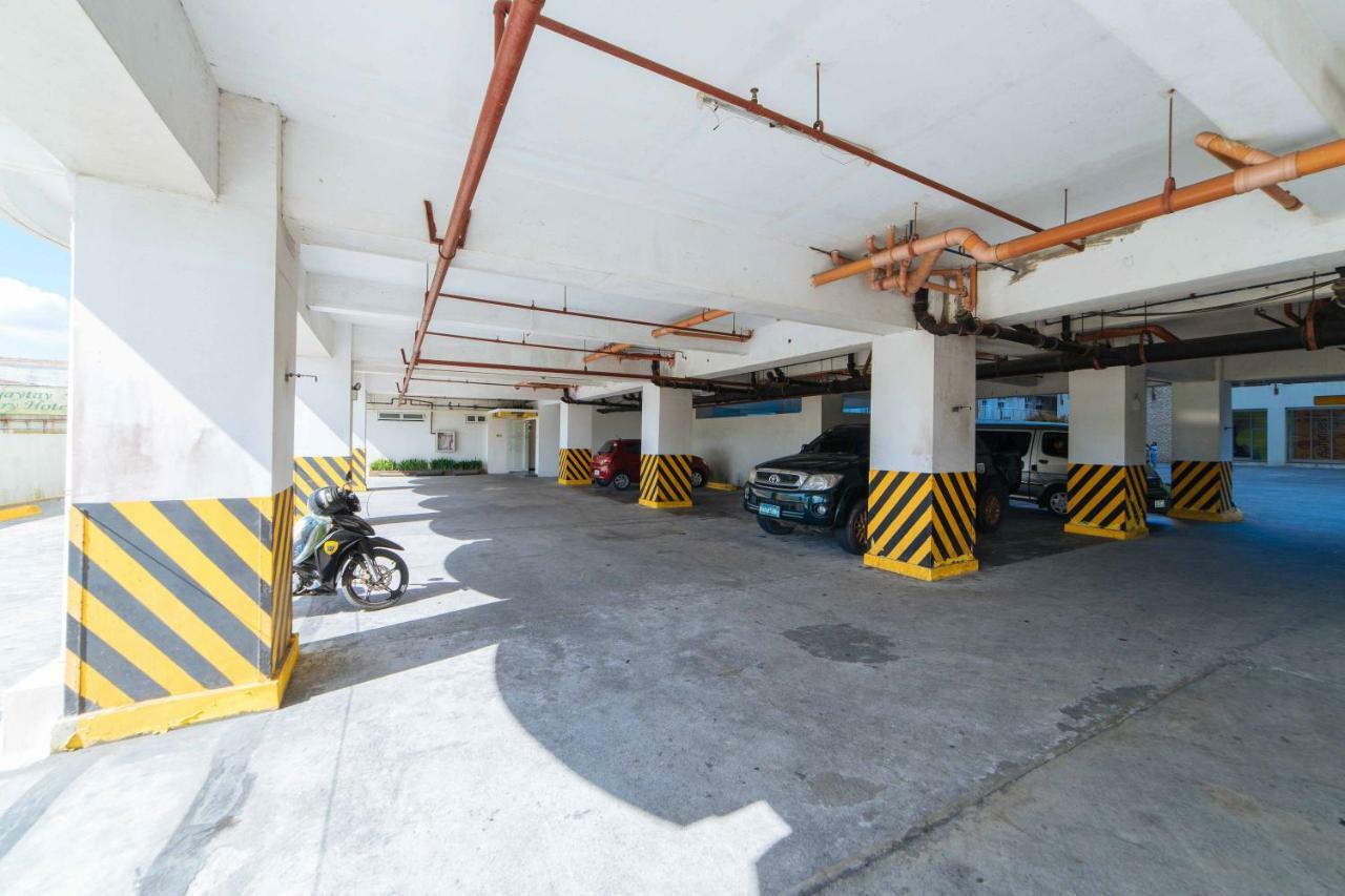 Reddoorz Premium @ Cityland Tagaytay 2 Tagaytay City Exterior photo
