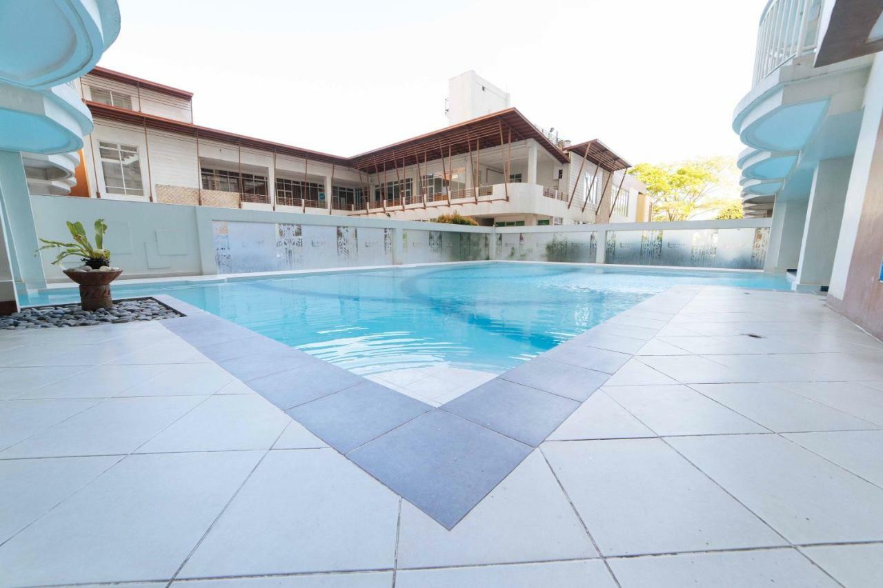 Reddoorz Premium @ Cityland Tagaytay 2 Tagaytay City Exterior photo